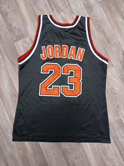 Michael Jordan Chicago Bulls Jersey Size  Large