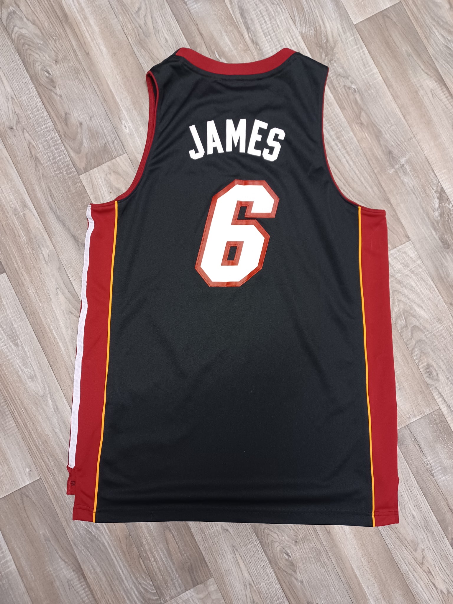 🏀 LeBron James Miami Heat Jersey Size Large – The Throwback Store 🏀