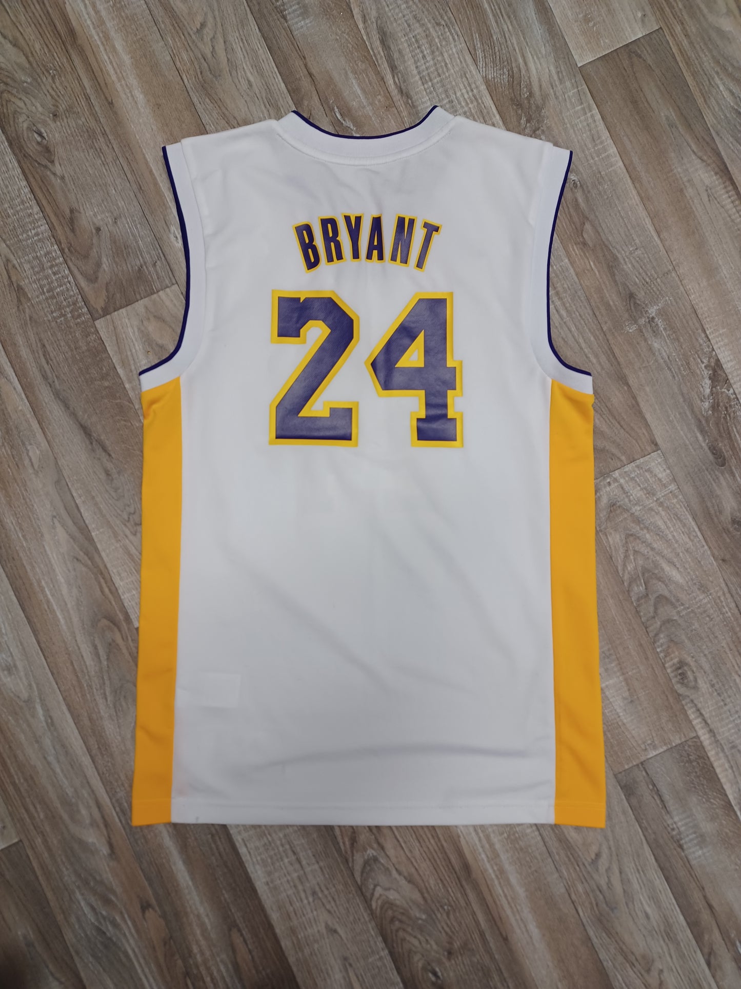 Kobe Bryant Los Angeles Lakers Size Small