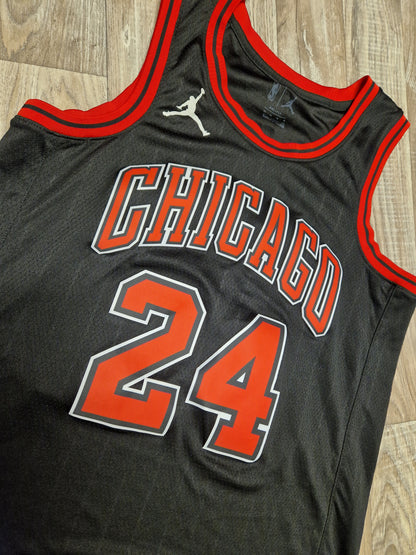 Lauri Markkanen Chicago Bulls Jersey Size Medium