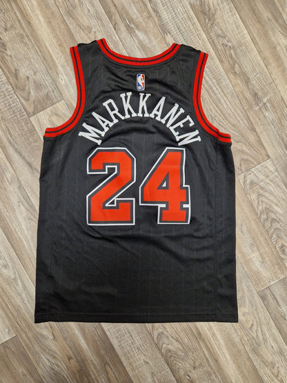 Lauri Markkanen Chicago Bulls Jersey Size Medium