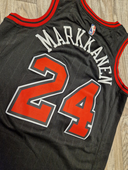 Lauri Markkanen Chicago Bulls Jersey Size Medium