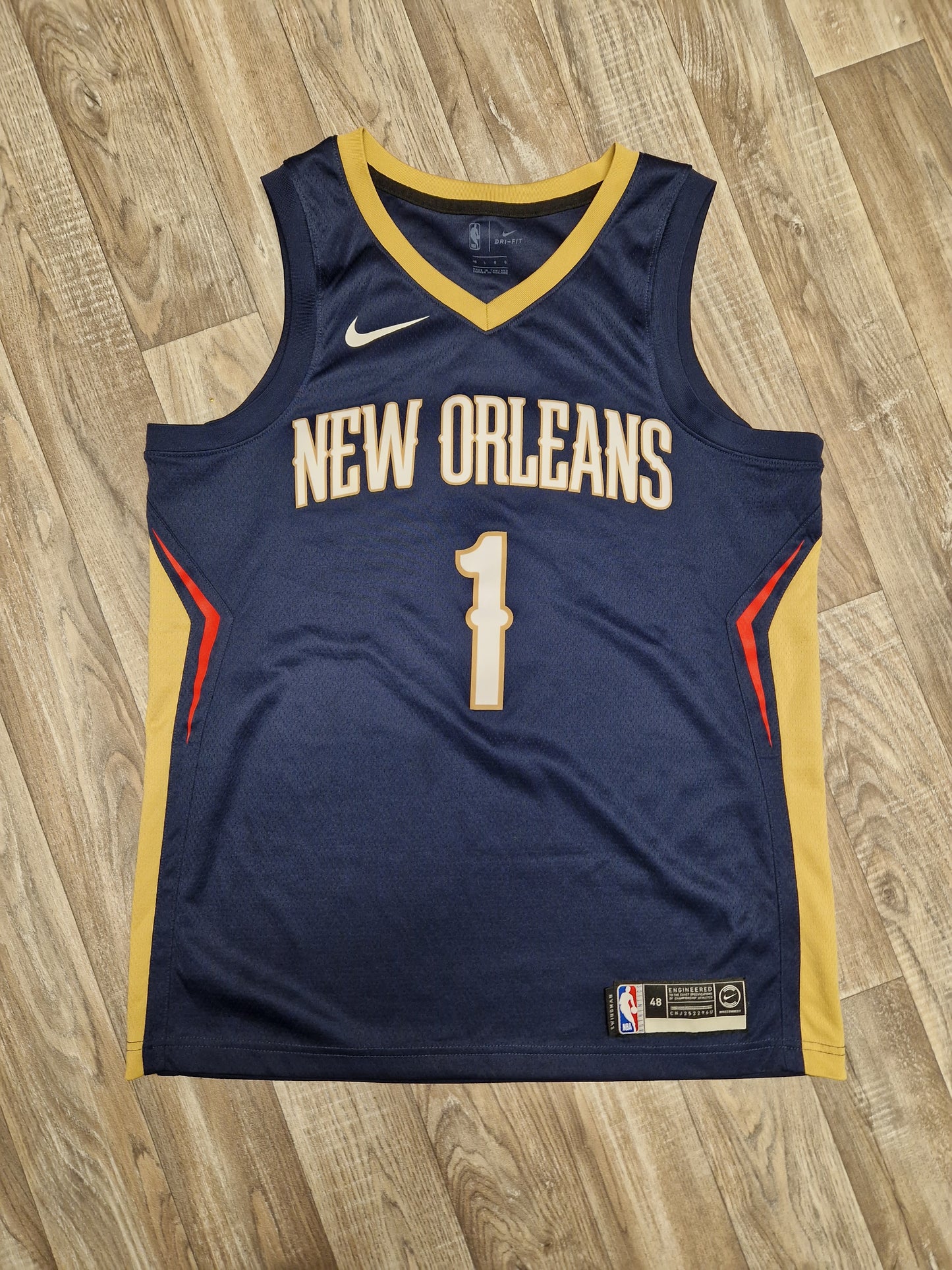 Zion Williamson New Orleans Pelicans Jersey Size Large