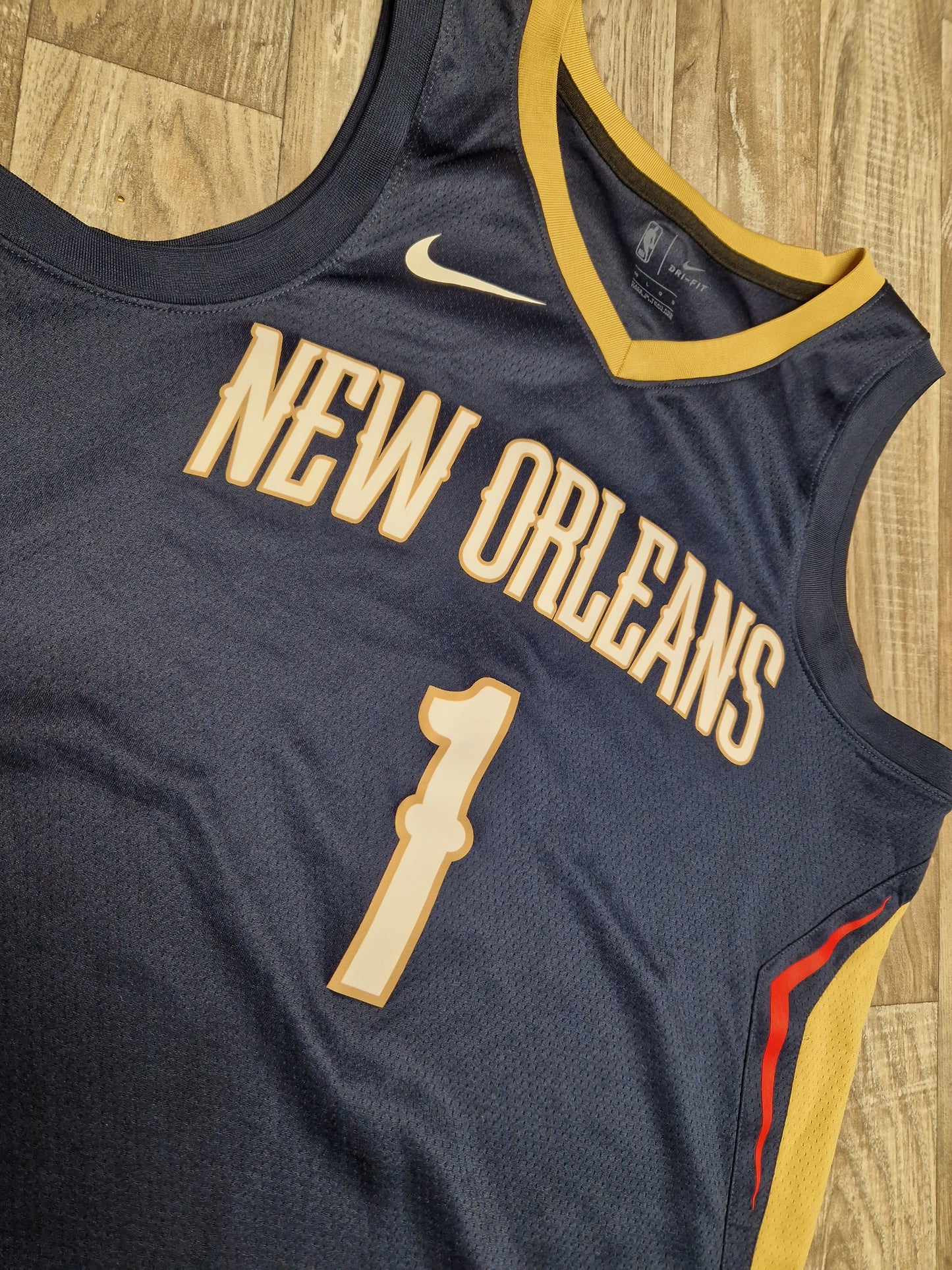 Zion Williamson New Orleans Pelicans Jersey Size Large