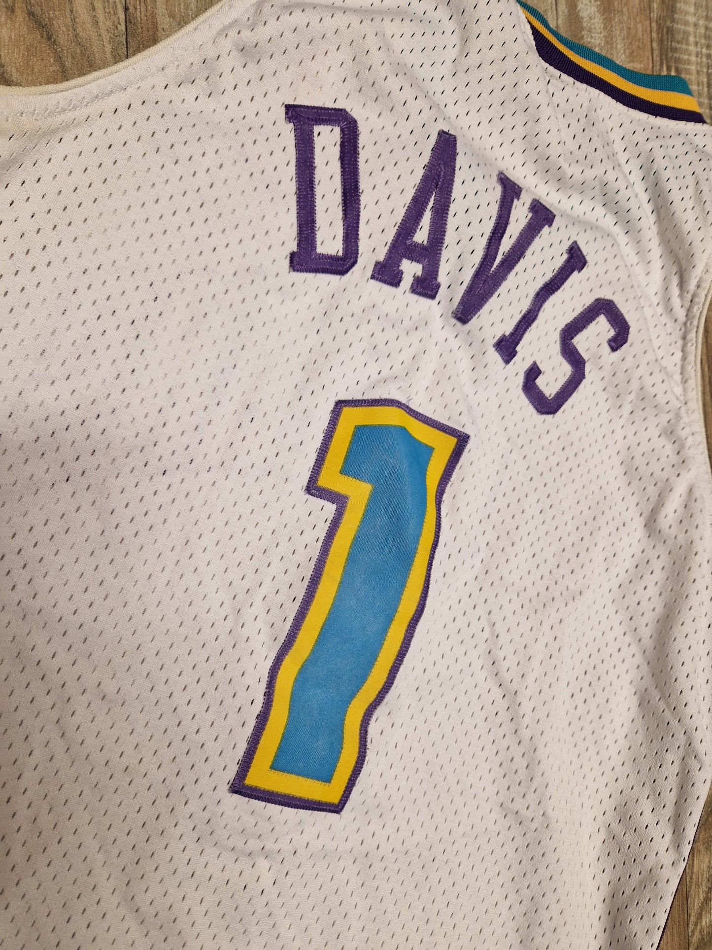 Baron Davis New Orleans Hornets Jersey Size Small