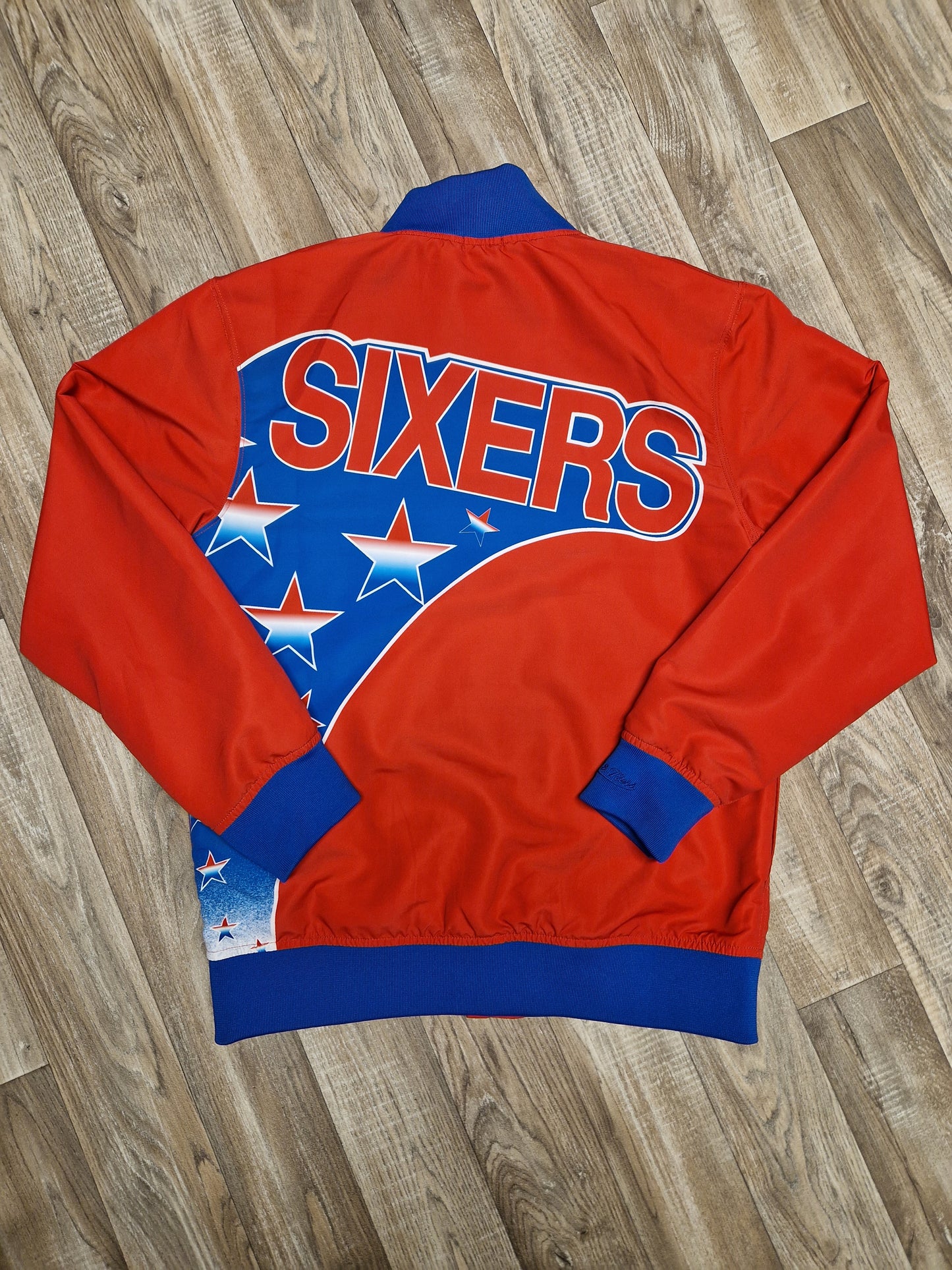 Philadelphia 76ers Jacket Size Medium