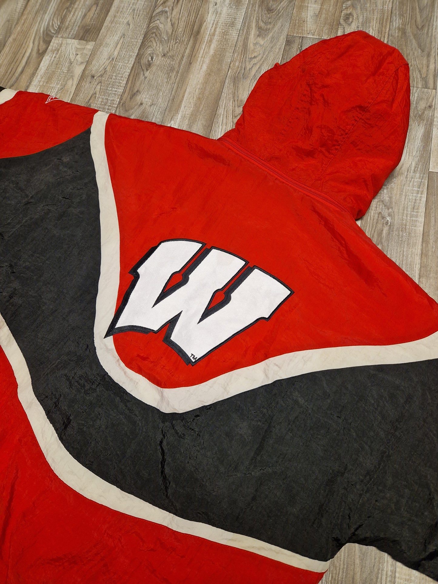 Wisconsin Badgers Jacket Size XL