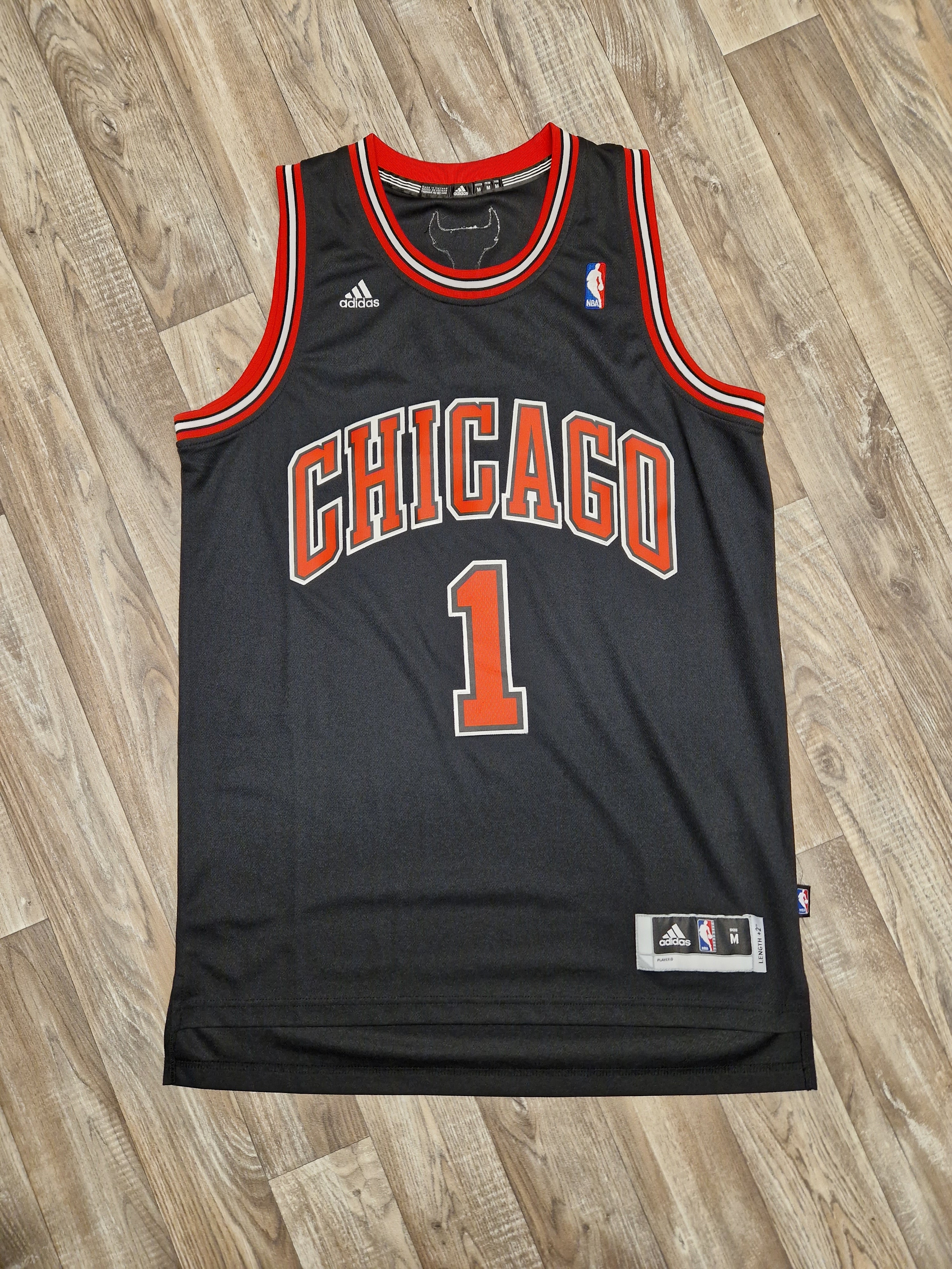 Derrick Rose Chicago Bulls Jersey Size Medium The Throwback Store