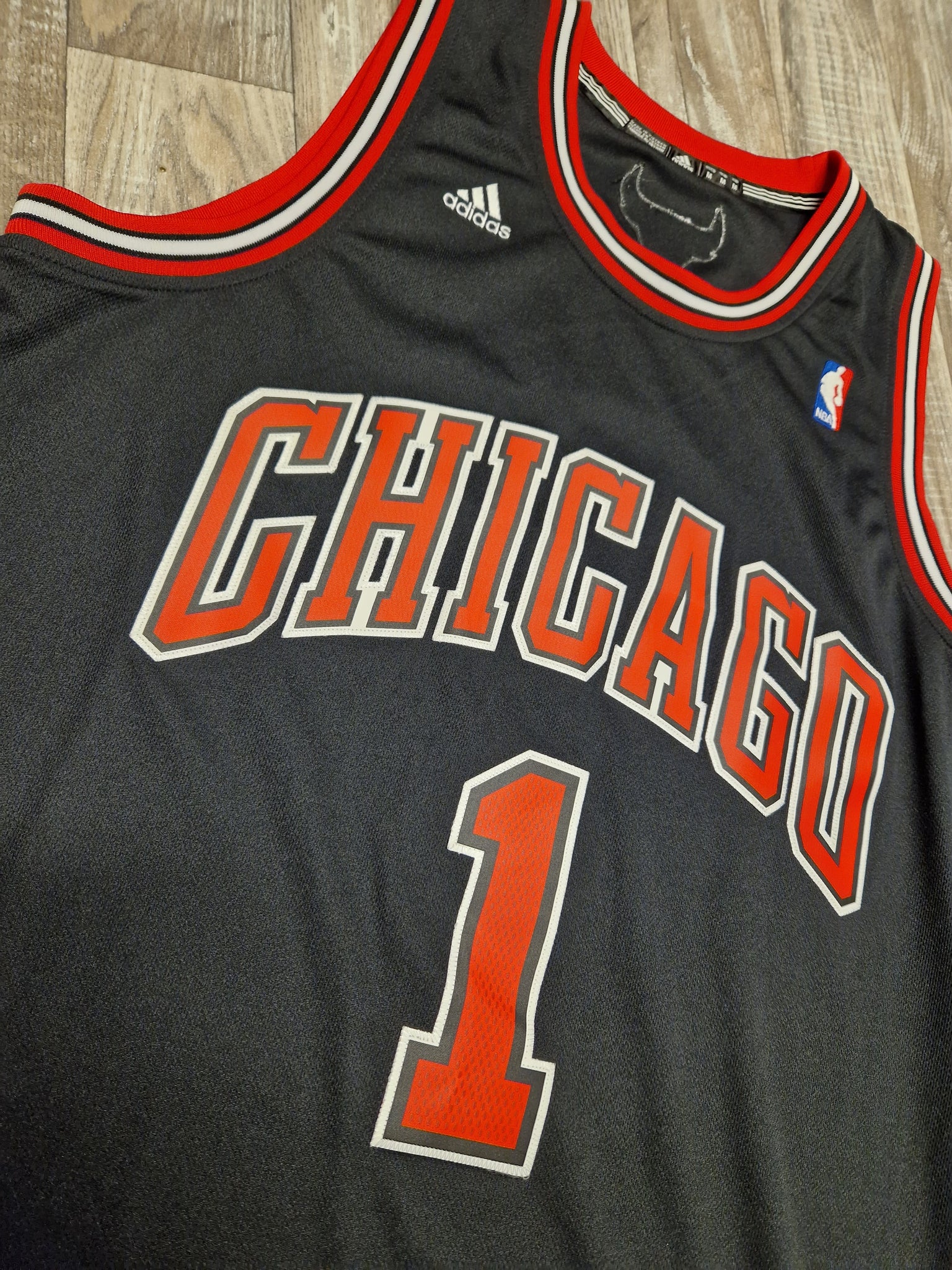 Chicago Bulls Derrick Rose Jersey Adidas Authentic NBA Sz M 
