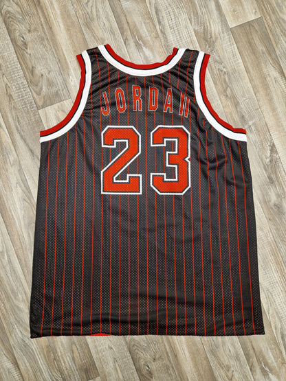 Michael Jordan Reversible Chicago Bulls Jersey Size XL
