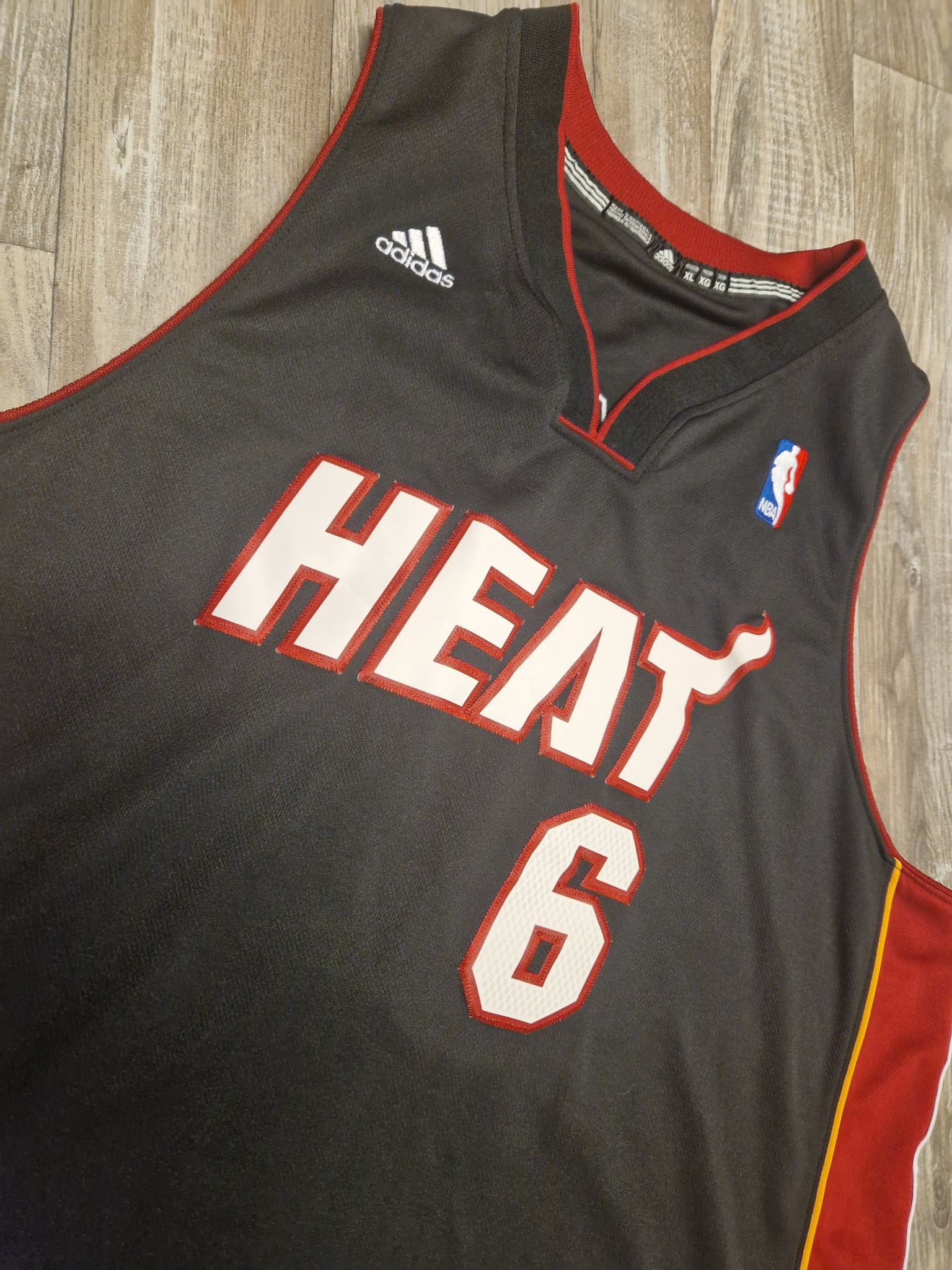 Miami heat best sale lebron jersey