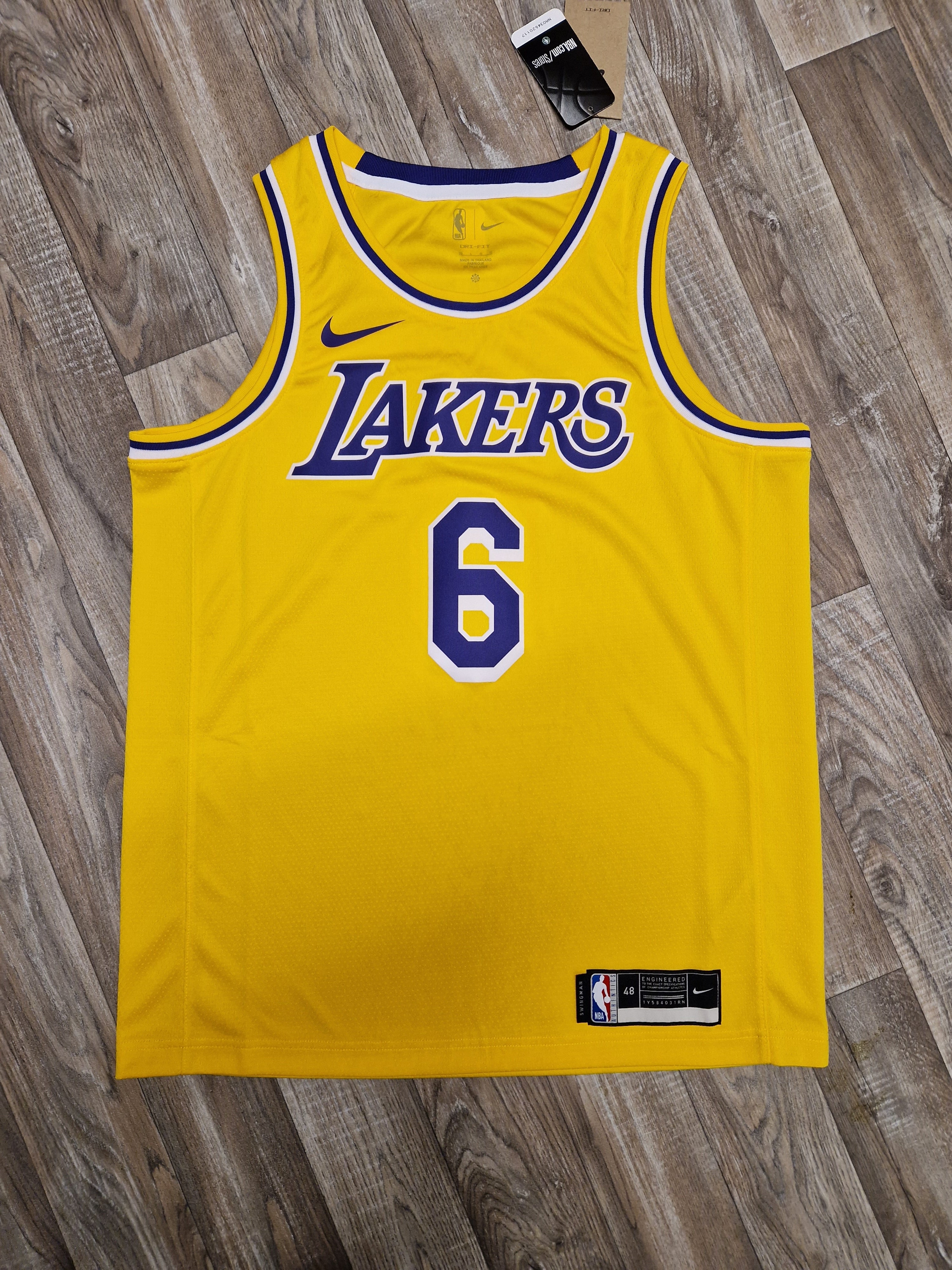 LeBron James Los Angeles Lakers Jersey Size Large The Throwback Store