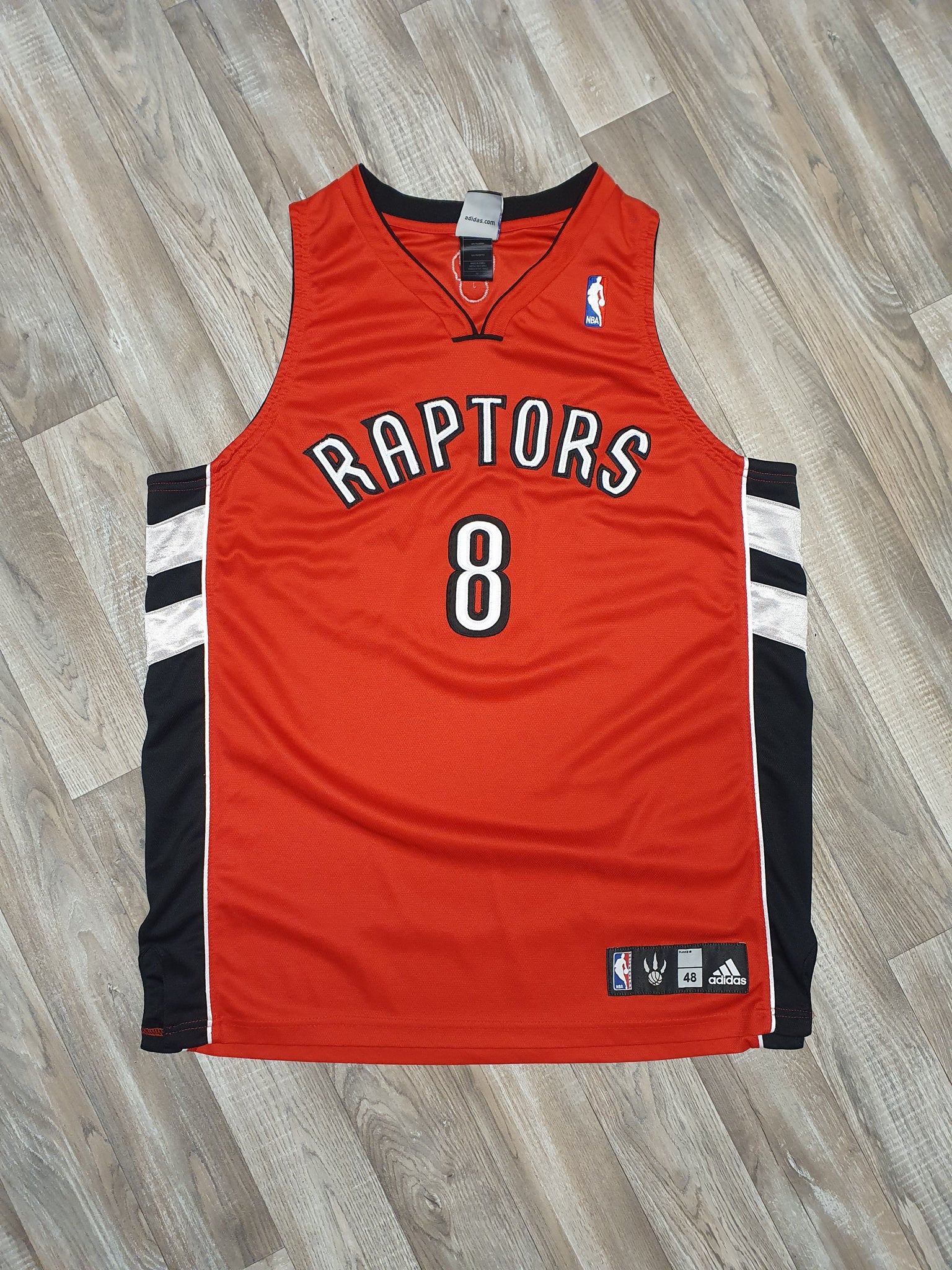 2006-10 TORONTO RAPTORS CALDERON #8 CHAMPION JERSEY (AWAY) Y